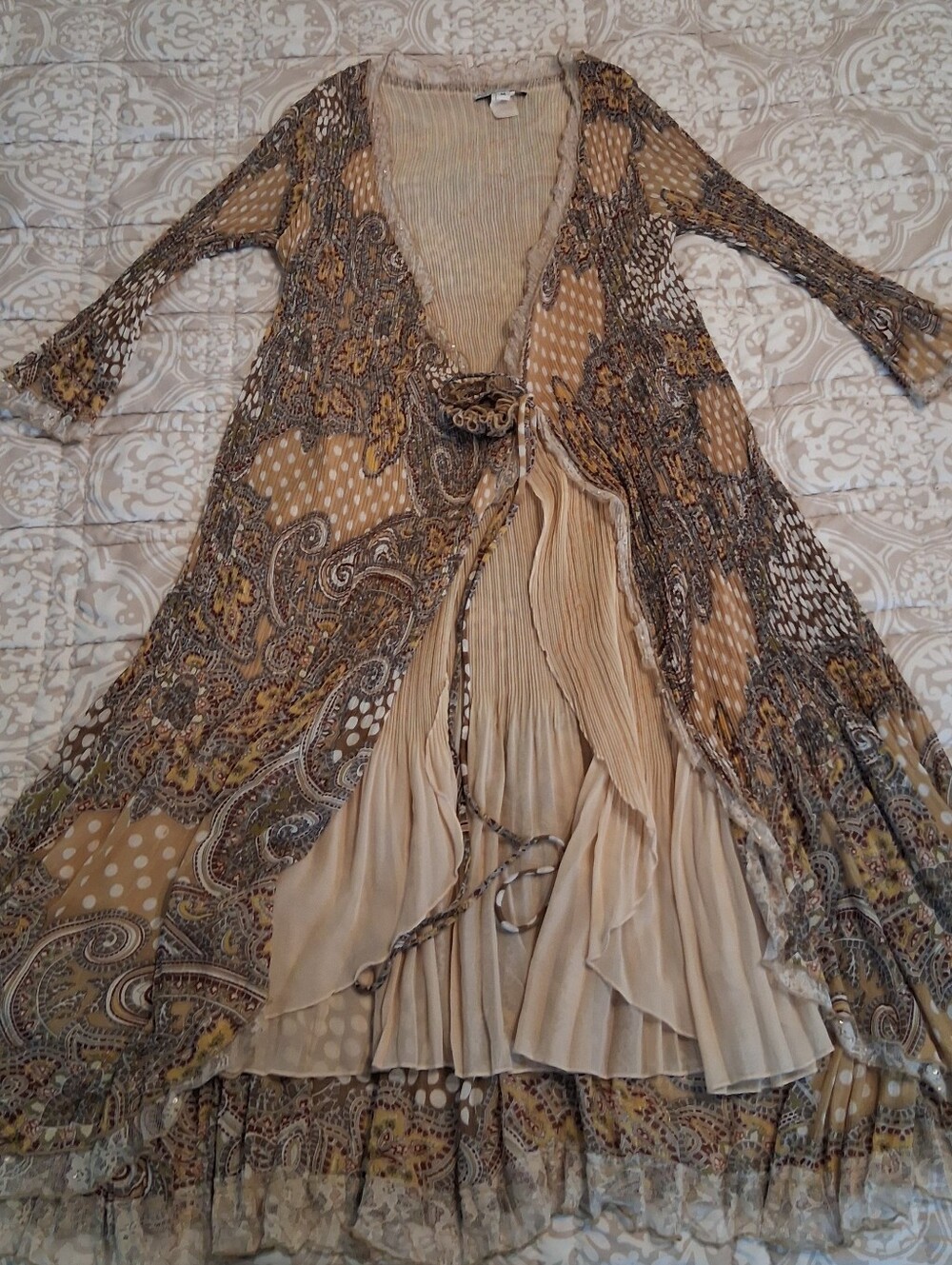 Boho Floral Paisley Duster Neutral Beige & Taupe